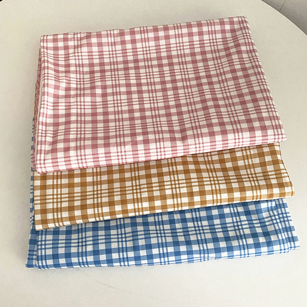 Foldable Plaid Pattern Dining Table Cover Tablecloth Party Holiday Decoration Plaid Pattern Reusable Durable Table Decor