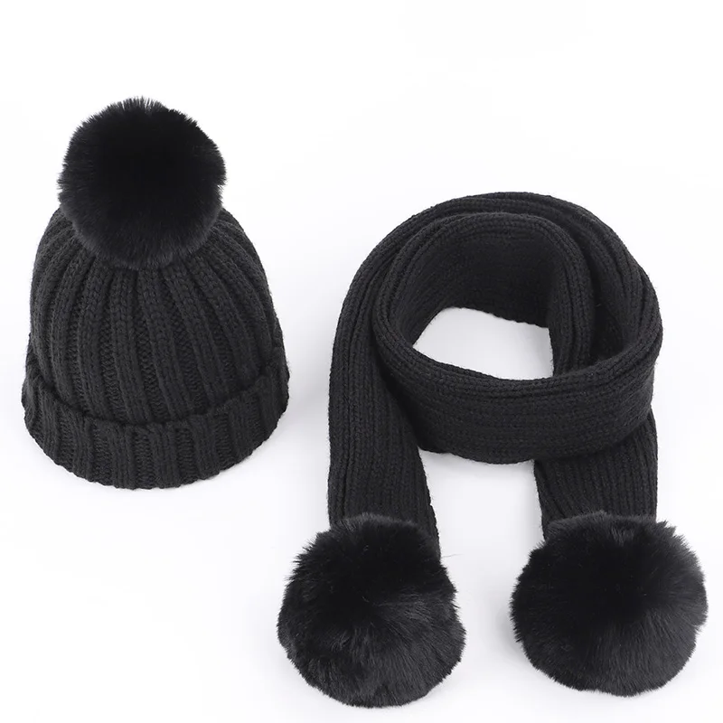 Новые модные детские вязаные шапочки, шапка, шарф, комплект из 2 предметов, зимняя мягкая шапка для мальчиков и девочек, однотонные шарфы с помпонами для маленьких детей - Цвет: Black