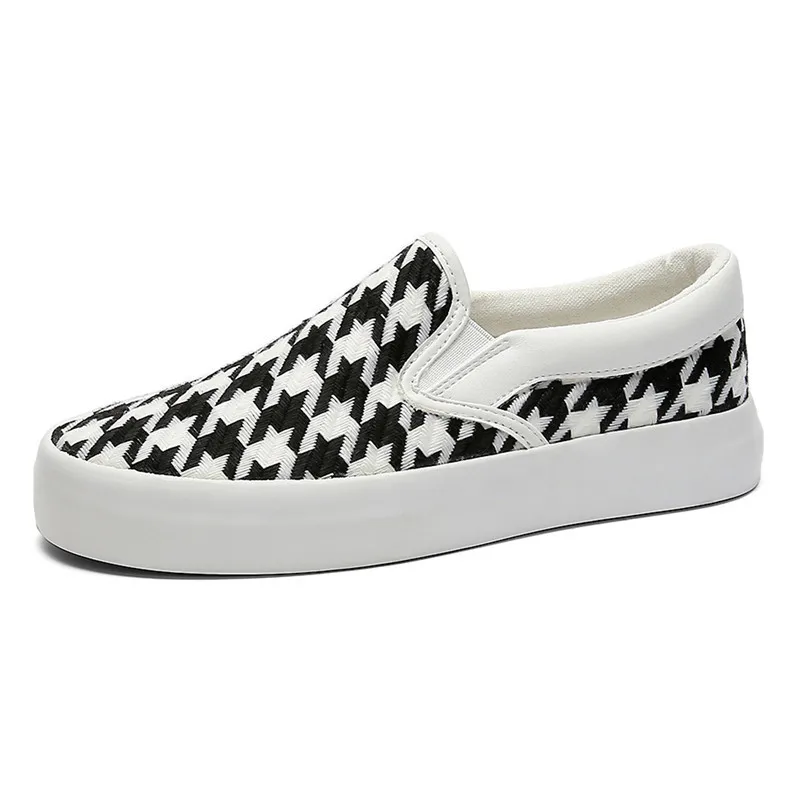 Luxury Unisex Canvas Shoes for Women Sneakers 2022 Fashion Loafers Oxfords Low (1cm-3cm) Breathable Plus Size 44Zapatos De Mujer