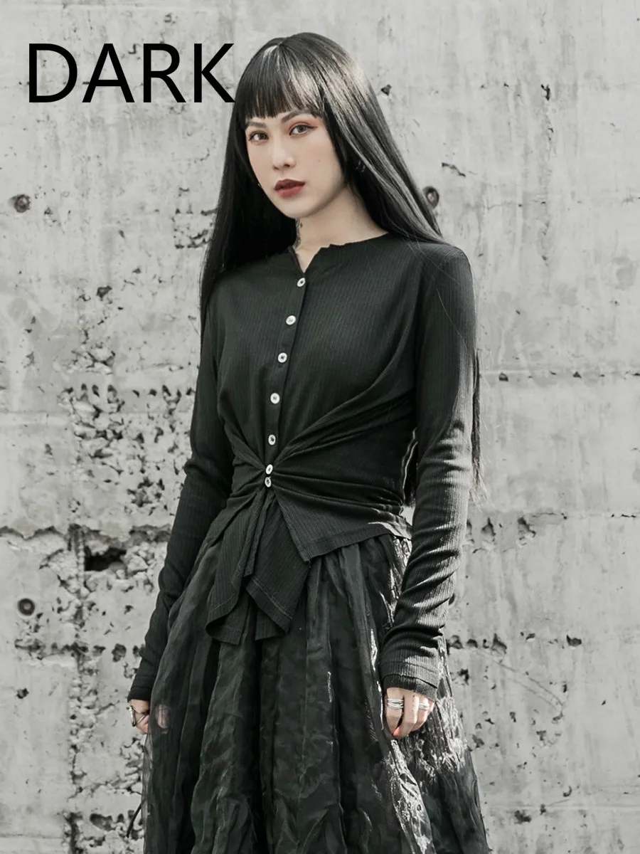 

2020 Spring Dark Style Irregular Buttons Short Section Slim Knit Cardigan Women