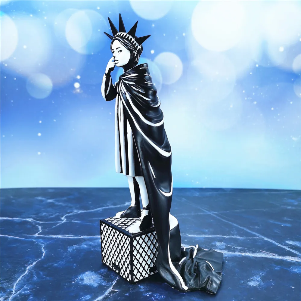 Mighty Jaxx＊バンクシー＊LIBERTY GIRL＊banksy＊ s-l400.jpg