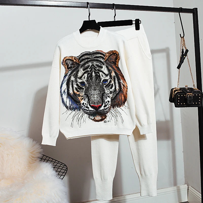 

2019 Knitwear 2 Piece Suits Spring Autumn New Women Fashion Beading Old tiger Warm Sweater + Loose Trousers Women Knitted sets