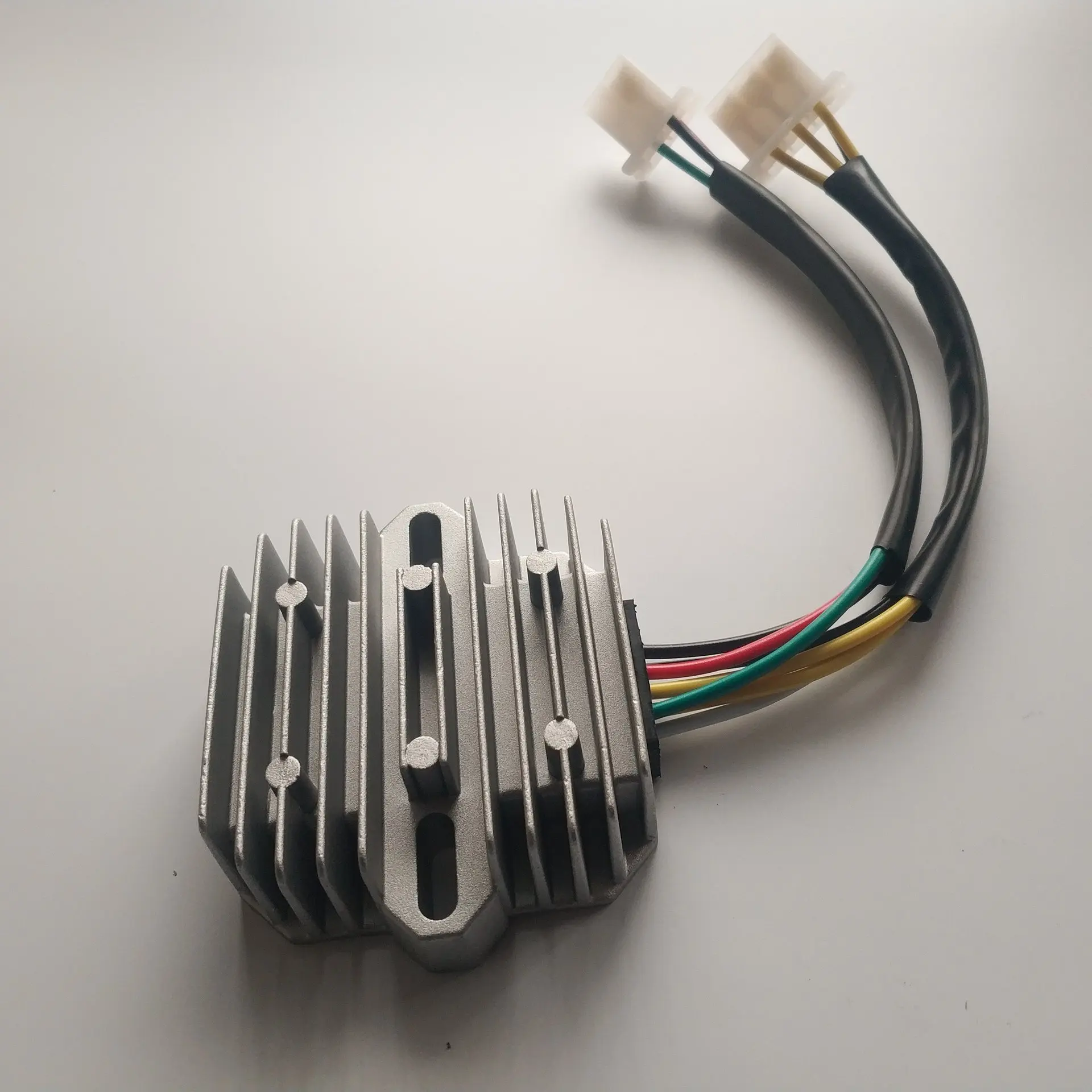 2056,2 Honda CB 650 De 1981 a 1982 31600-460-731 Honda возбуждение
