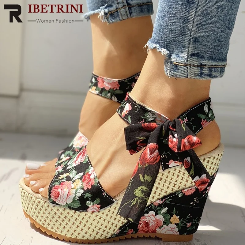 

2019 INS Hot Bohemian Style Lace Leisure Women Wedges Shoes 2019 Summer Sandals Party Platform High Heels Shoes Woman