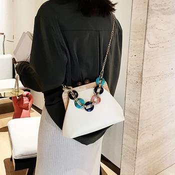 

AXUKES 2020 New Shell Bucket Bag Wooden Clip Evening Bag Chain Luxury Lady Handbag Banquet Party Clutch Shoulder Bag