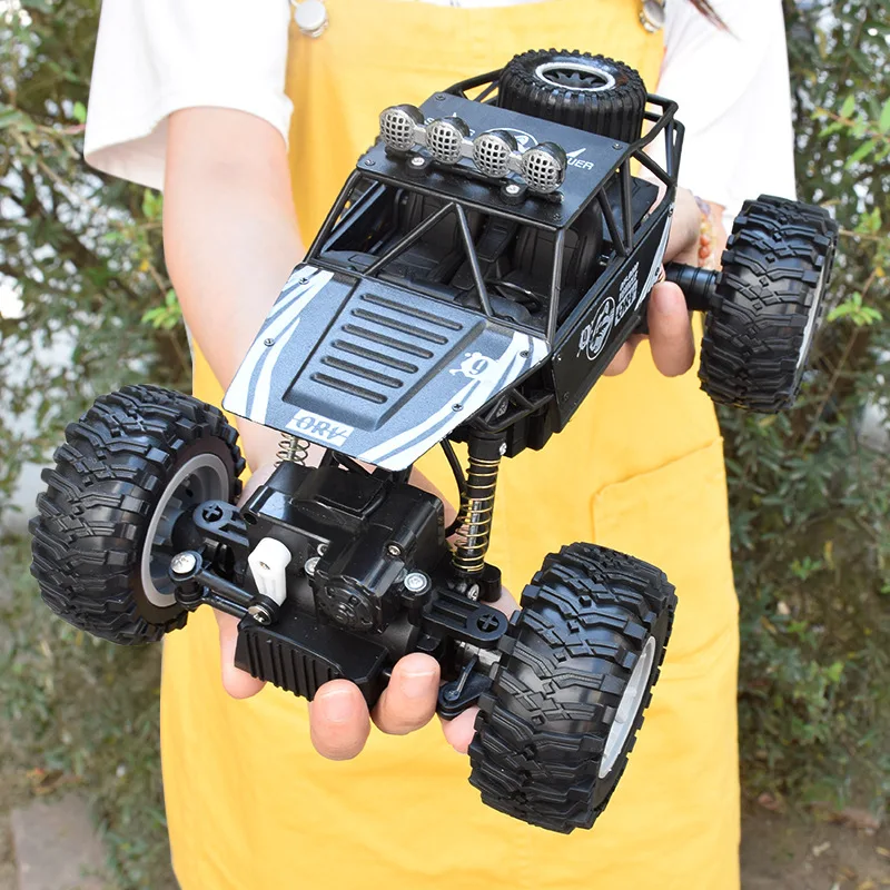 

1: 14 Alloy Climbing Model Four-Wheel Drive Remote Control Car 2.4G off-Road Rock Crawler Children Light Electric Toys