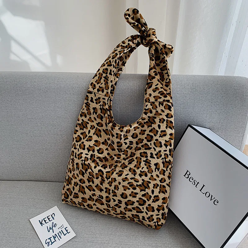 

Korean Style Plush Leopard Bag Women Sling Bag Shoulder Bag For Women 2020 Winter Plush Tote Bag Women Messenger Bag Bolsa Mujer