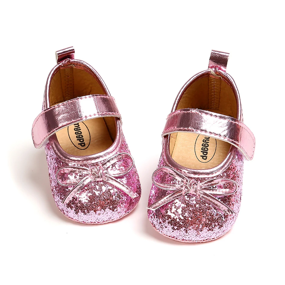 Милая блестящая детская обувь для новорожденных девочек; нескользящие кроссовки с мягкой подошвой для детей 0-18 месяцев