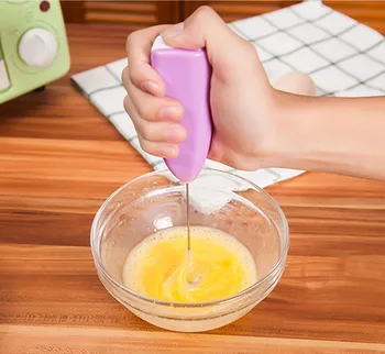 

Household Electric Handheld Kitchen Tool Egg Beater Mini Electric Mixers Hand Blenders random color 1pcs