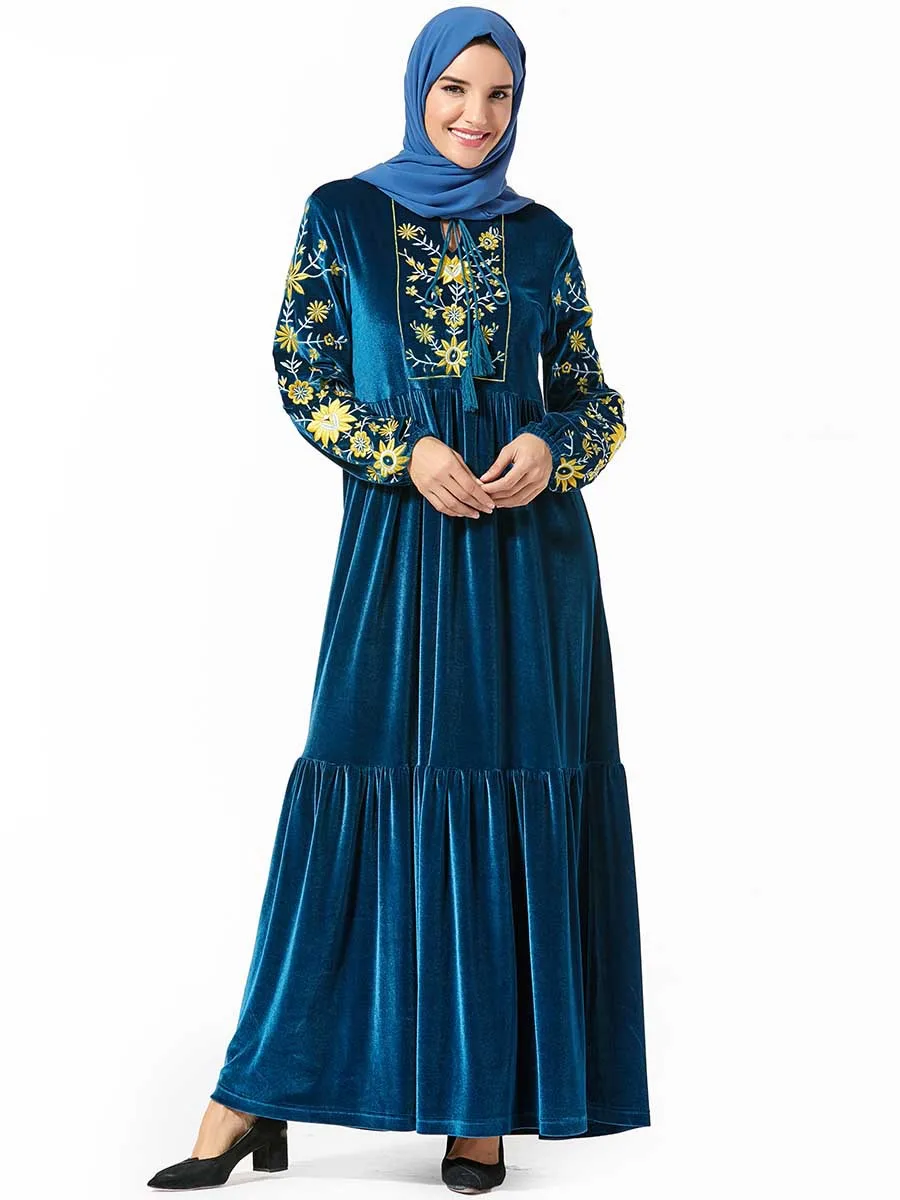 12188595351_1914155520