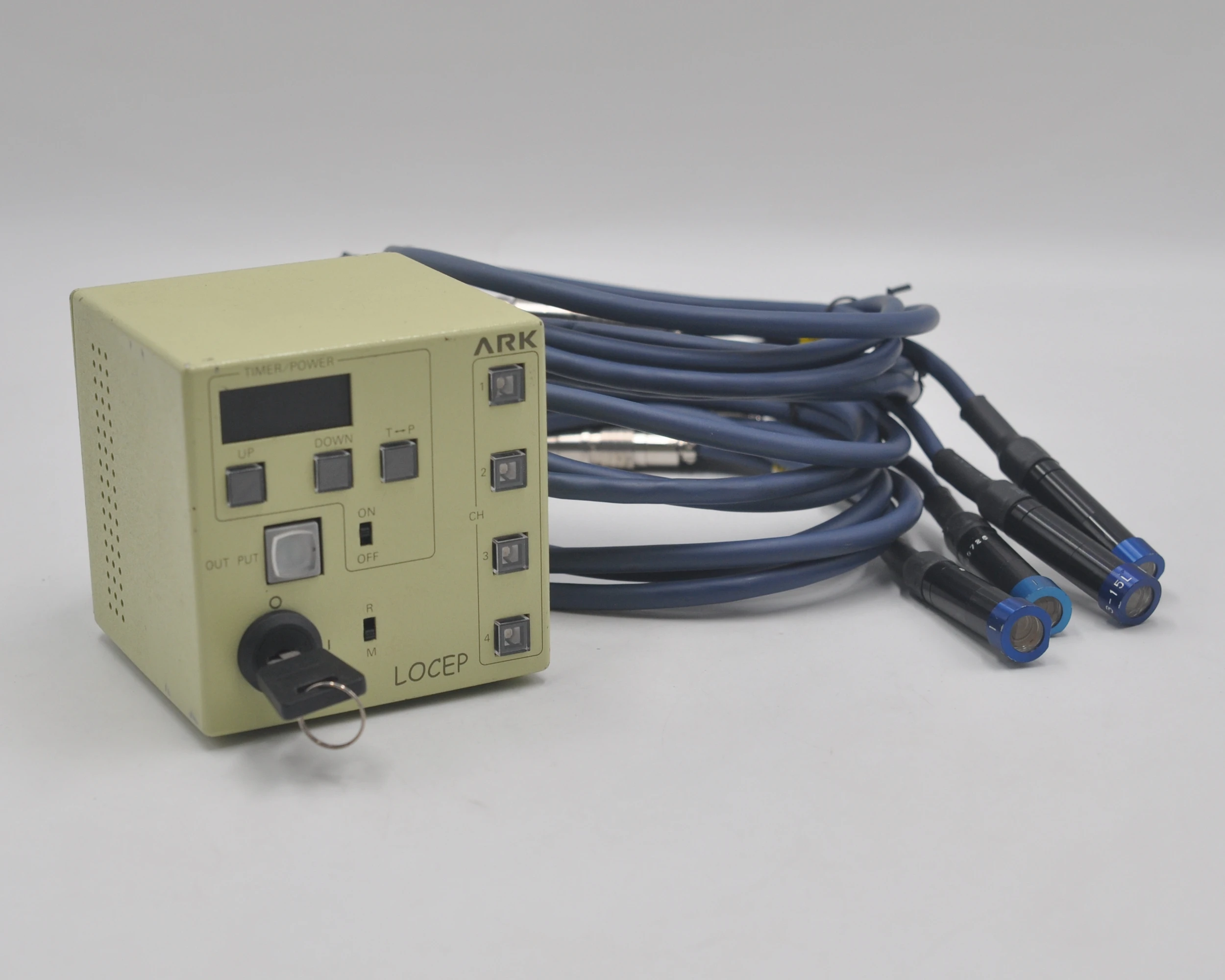 

ARK LS-4S1-R1 UV point light source controller illuminator with 4 heads