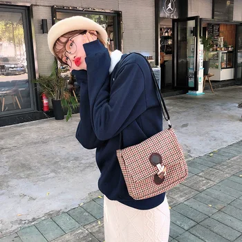 

Winter Plaid Vintage Shoulder Bags for Women 2020 Chic Small Messenger Crossbody Bags Designer Purses Student Handbags INS Hot