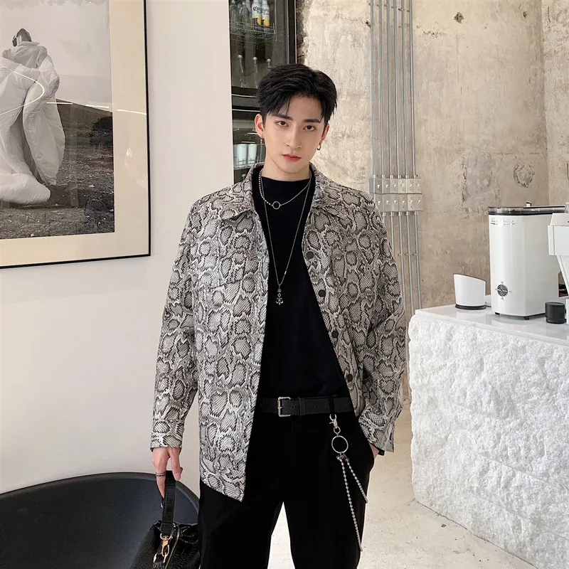 Мужская винтажная модная свободная повседневная кожаная куртка со змеиным