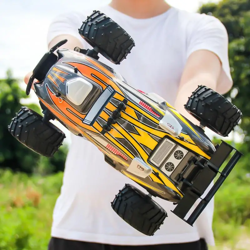 

25km/h 1:16 RC Car Racing High Speed Truck Climbing 2.4G Remote Control Drift Off Road Drift Car Pickup Truck 4WD Outdoor Model