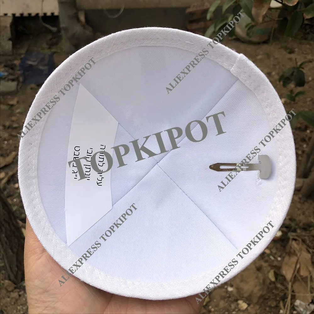 Белые льняные KIPAS с вышивкой цвета слоновой кости