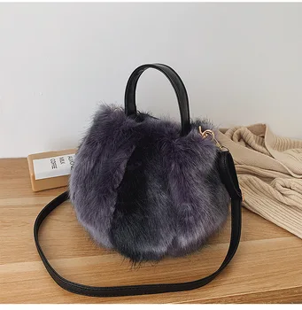 

Winter Plush Bucket Bags For Women 2019 Fashion Female Shoulder Messenger Bag Hot Ins Faux Fur Lady Phone Handbags and Purses