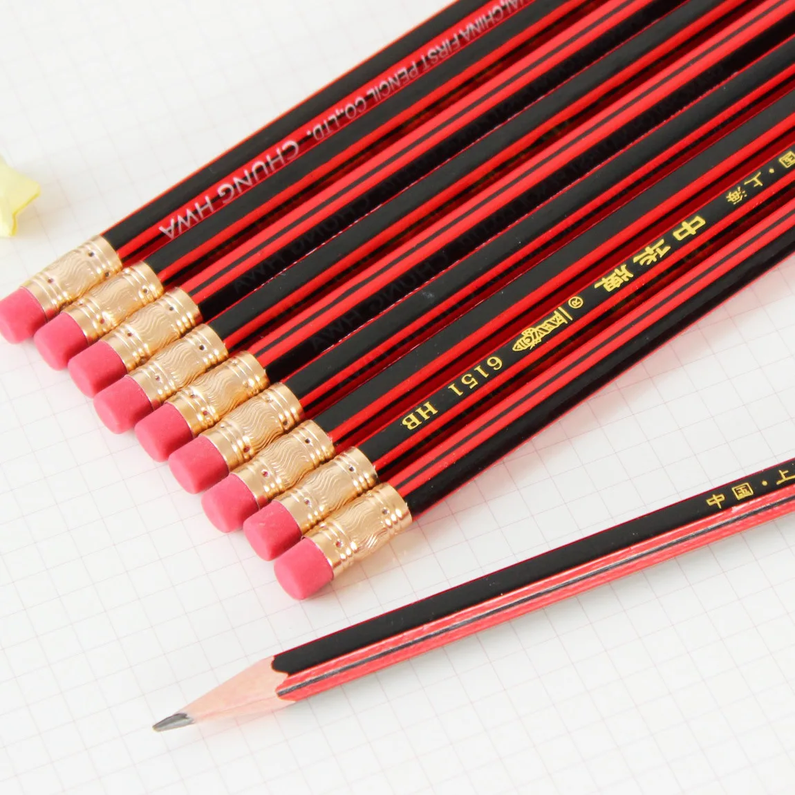 

10 Pcs Wooden Pencil with Eraser Pencil HB Student Office Children's Writing Pen is environmentally friendly and non-toxic