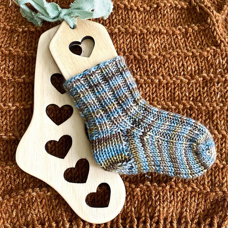 2pcs Wooden sock blockers knitting gift idea, knitting tool, sock dryer,  Butterfly knitted socks - AliExpress