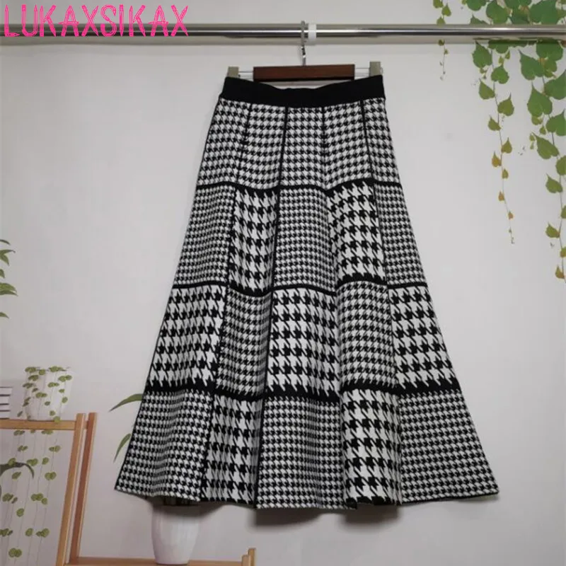 

LUKAXSIKAX 2021 New Autumn Winter Women High Waist Slim Long Skirt Fashion Patchwork Retro Plaids Knitted Skirt
