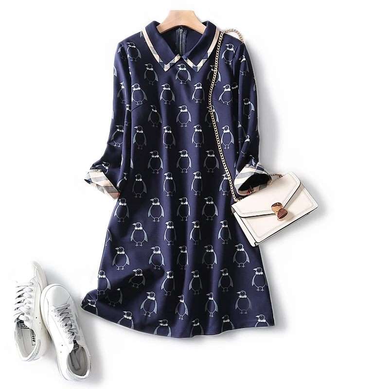 

Early autumn new 2019 female fashion penguin pattern stretch Roman cloth light luxury was thin seven-point sleeve dress tide