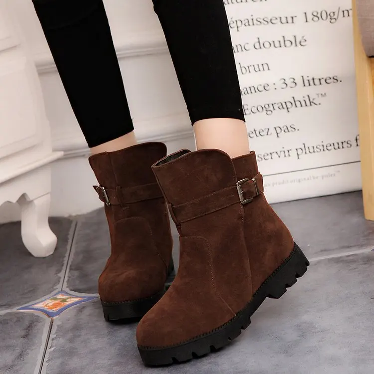 Женские Теплые ботильоны с пряжкой однотонные ботинки Мартенс Зимние для