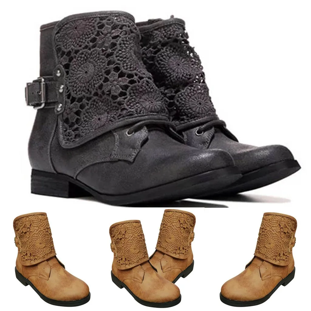 Черные короткие ботинки на шнуровке; Модные женские ботильоны на шнуровке с круглым носком в байкерском стиле; обувь на низком каблуке в
