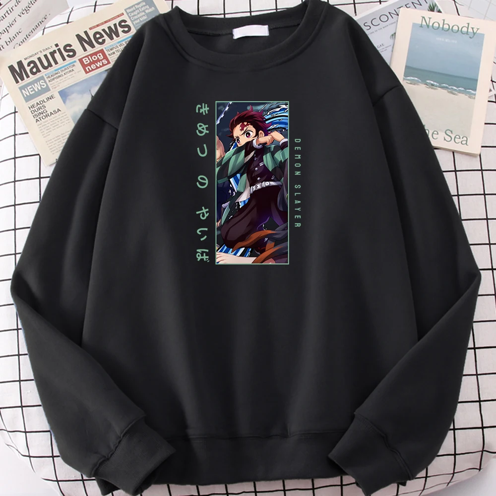 Man Sweatshirts Anime Demon Slayer Kamado Tanjirou Printing Hoody Mens Round Neck Fashion Plus Size Warm Fleece Female Sweater sun hoodie