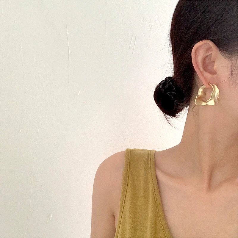 SRCOI Fashion C Shape Irregular Metal Hoop Earring Korea Simple Gold Silver Color Curved Matte Alloy Open Hoop Earrings Women