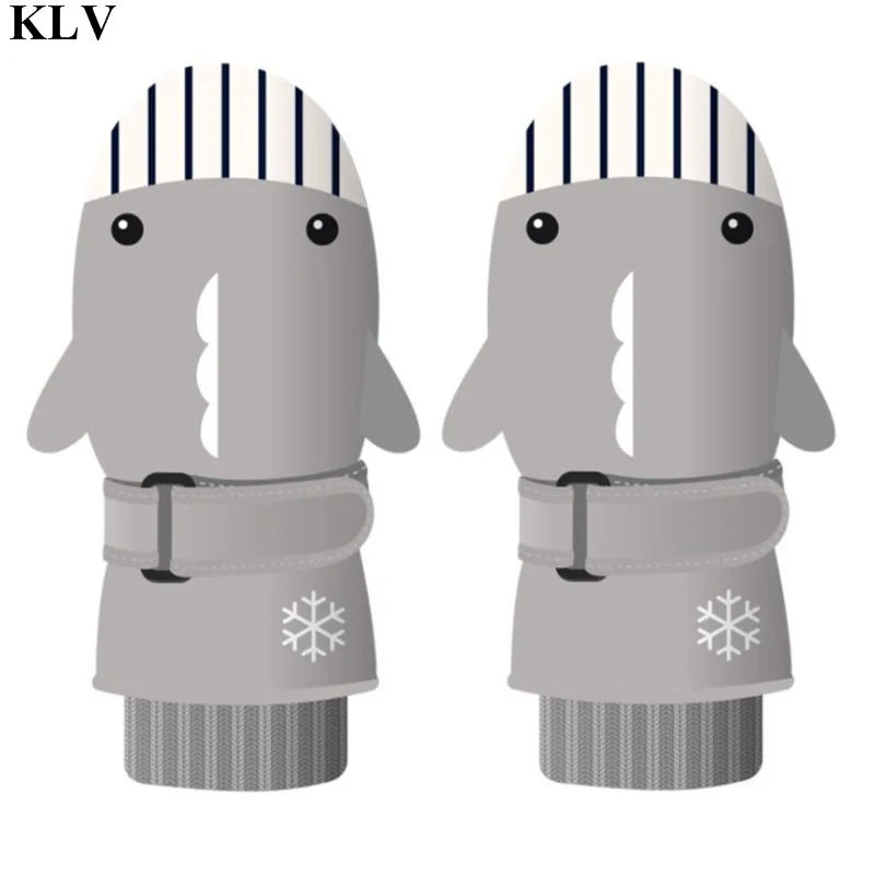 Водонепроницаемые лыжные перчатки для маленьких мальчиков и девочек; теплые зимние детские варежки с милым рисунком пингвина и акулы на толстой нескользящей подкладке - Цвет: 7