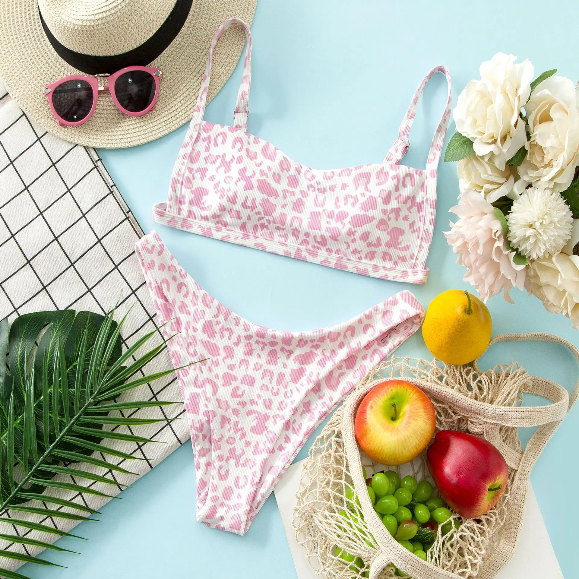 

2020 New Swimsuit Sexy High Waist Open Back Women European and American Hot Style Tube Top Bikini Split Comfortable Swimwear