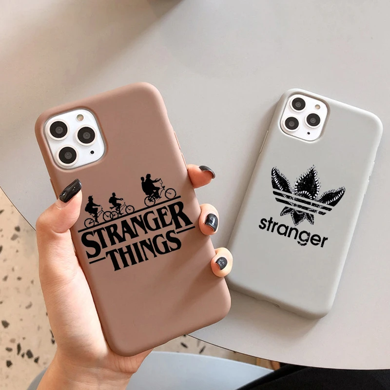 Funda lujo Stranger Things 3 para iPhone 11 XR X Xs 8 7 Plus 6S 5S SE funda de silicona suave para de cobertura media| - AliExpress