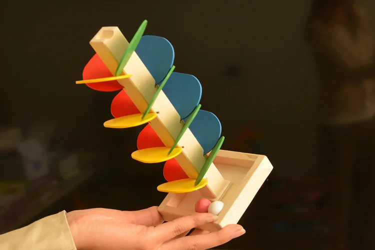 

Petal Assembled out Germany Children'S Educational Inserted Building Blocks Toy Multilayer Petal Camera Track Ball Bearing 2-in-