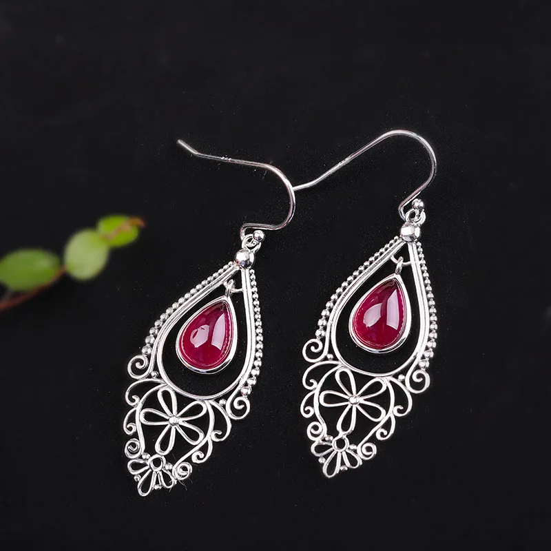 

MetJakt 925 Sterling Silver Jewelry Fashion Women's Water Drop Red Corundum Earrings