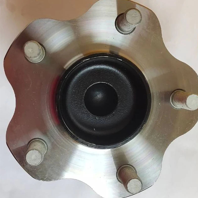 

Rear wheel hub with bearing 2008-Ni ss an Qa sh qa i Hub axle head bearing Rear wheel hub unit assembly