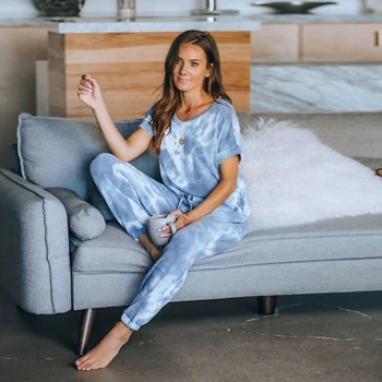

2pcs Women 2020 Summer Tie-dyeing Print Slim Pajama Set Short Sleeve Top Elastic Waist Pants Set Night Sleepwear Indoor Homewear