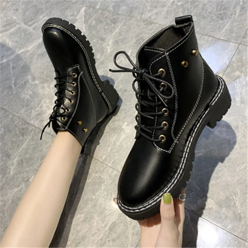 

2020 New Women Ankle Boots Fashion Leather Rivets Shoes Women Spring Lace Up Casual Wedges Platform Sneakers Black Eu Size 35-40