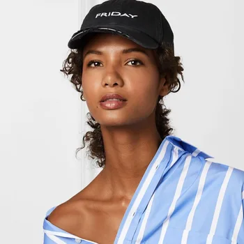 

Sup Vetements Week Day Embroidery Women Men Ripped Caps Basball Caps Hiphop Streetwear Vetements Caps Hat 7 Colors