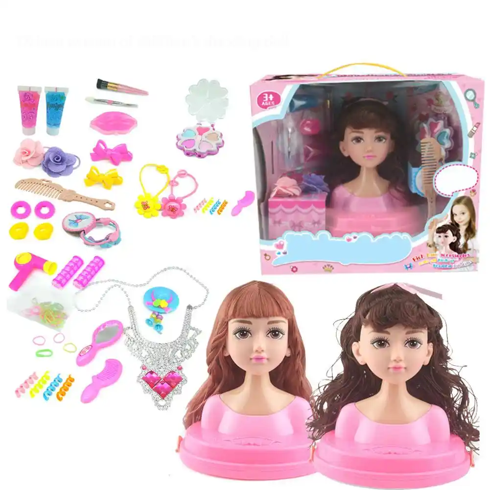 muñeca maquillaje y peluqueria