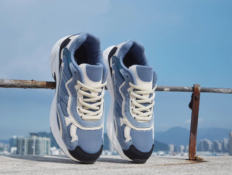 

New Korean ins sneakers women's shoes Gangfeng Harajuku style student leisure wild street shooting