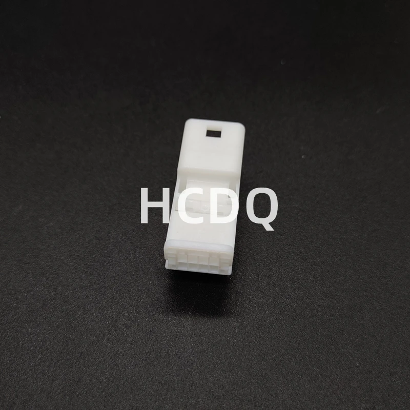 The original 90980-12248 8PIN male automobile connector plug shell and connector are supplied from stock