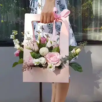 

10pcs Kraft paper portable flower basket arrangement box paper flowers packing material waterproof portable flower free shipping