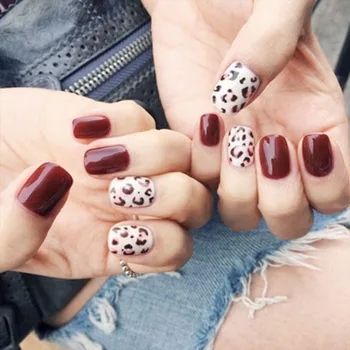 

24pcs/box Hot Sale Leopard Print French Fashion Red Designs Sexy Style round head artificial nails with 2g glue press on acryl