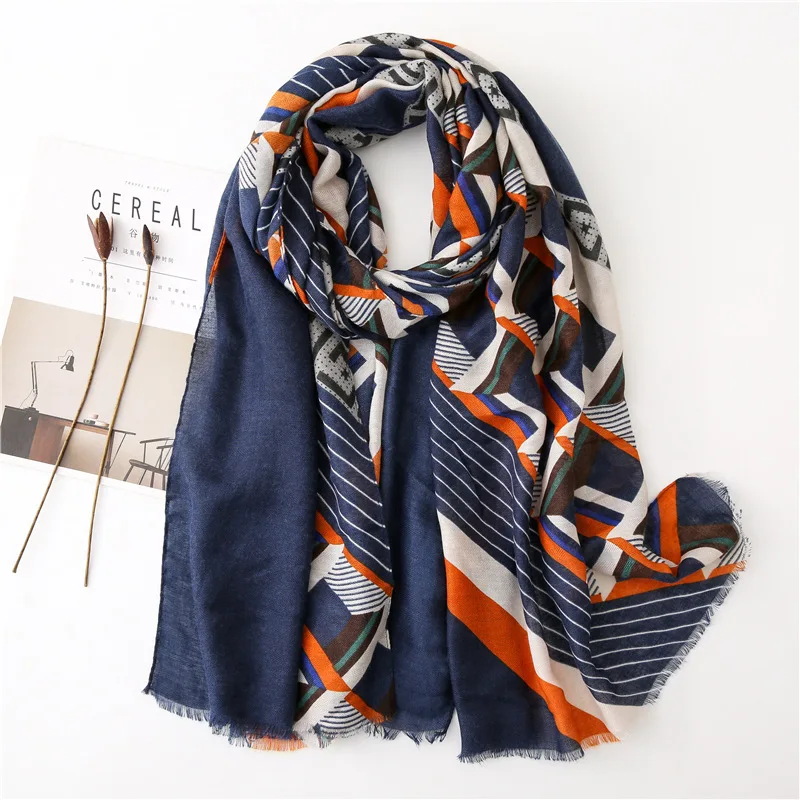 12559733762_906224695