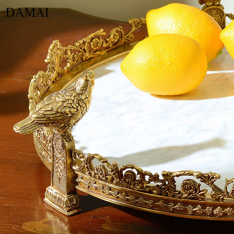 Рисунок 3 - Европейские винтажные подносы декоративные