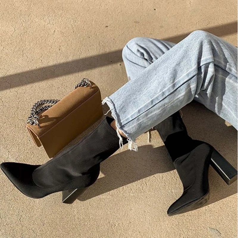 Женские сапоги-носки на высоком каблуке 10,5 см; Роскошные Модные ботильоны на толстом квадратном каблуке; Милая сатиновая растягивающаяся обувь на массивном каблуке