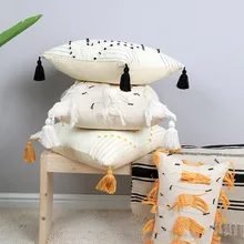 

Cut Flower Solid Color Pillowcase 45x45cm Pillowcase Tassel White Cushion Cover for Home Decoration, Living Room and Bedroom Car