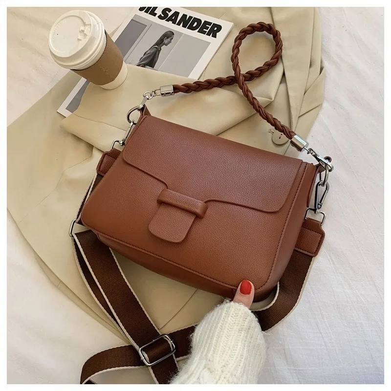 

Korean Simple Underarm Bag All-match Handbags 2020 Autumn and Winter New Ladies Small Square Bag Single Shoulder Underarm Bag
