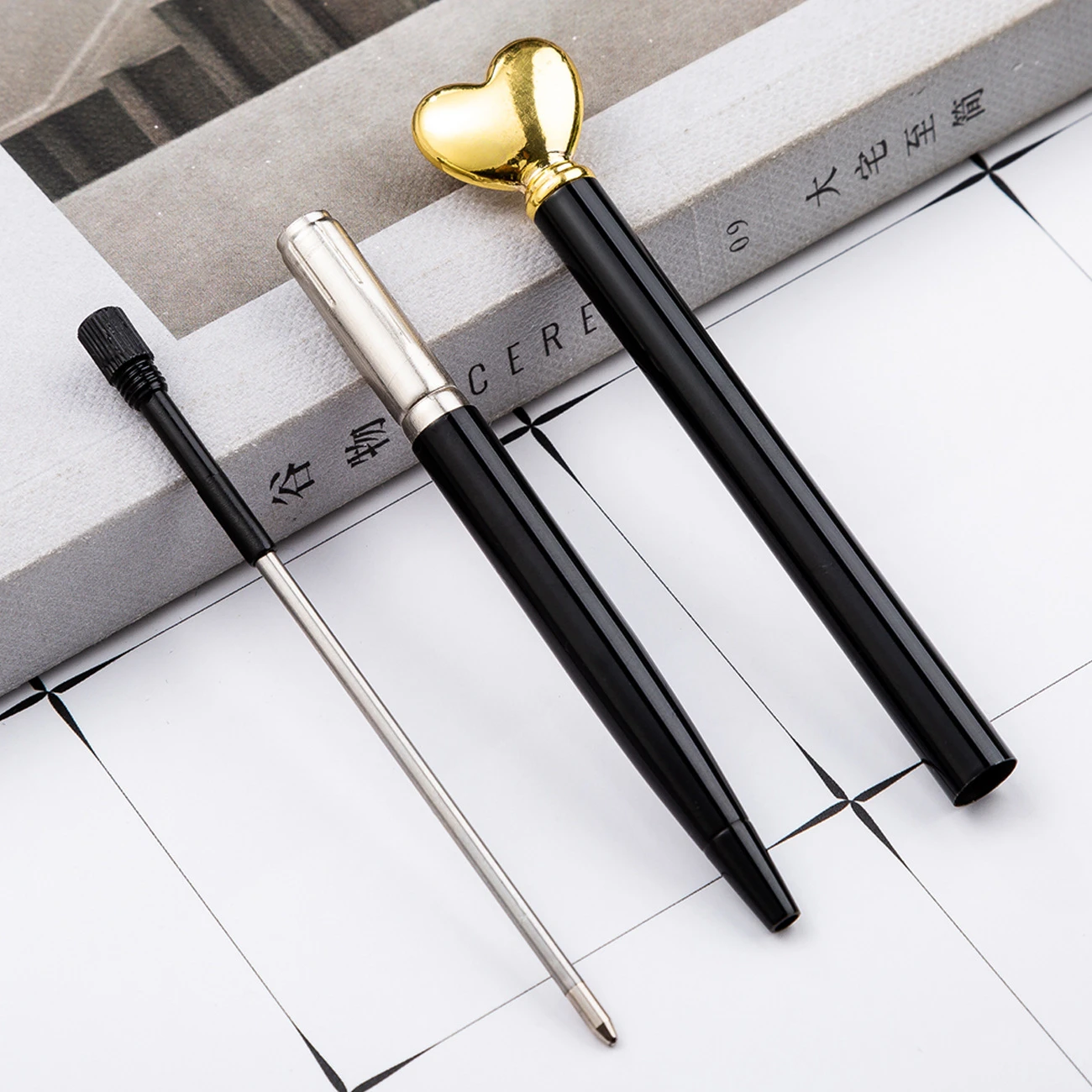 Ballpoint Pen 1PCS Creative Multicolor Ballpoint Pen Business Metal Heart Office Pens School Stationery Office Supplies