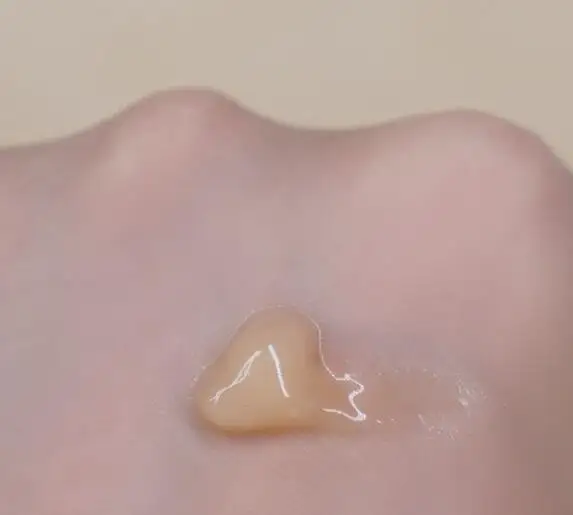 

Astaxanthin cream 10g 3 pacs Clift tight oxidation resistance Desalination fine lines to collect pores and skin rejuvenation