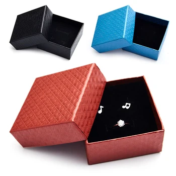 

2020 Square Ring Necklace Earring Bracelet Wedding Date Jewelry Gift Box Delicate Solid Color Jewelry Box Packaging Whole